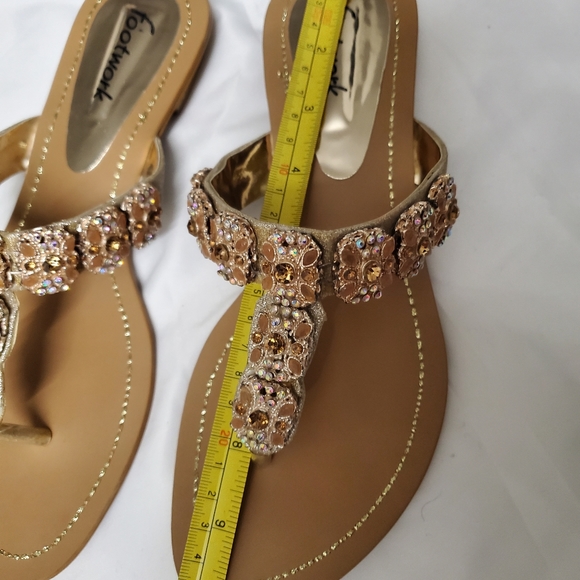 Sandals - Picture 7 of 8